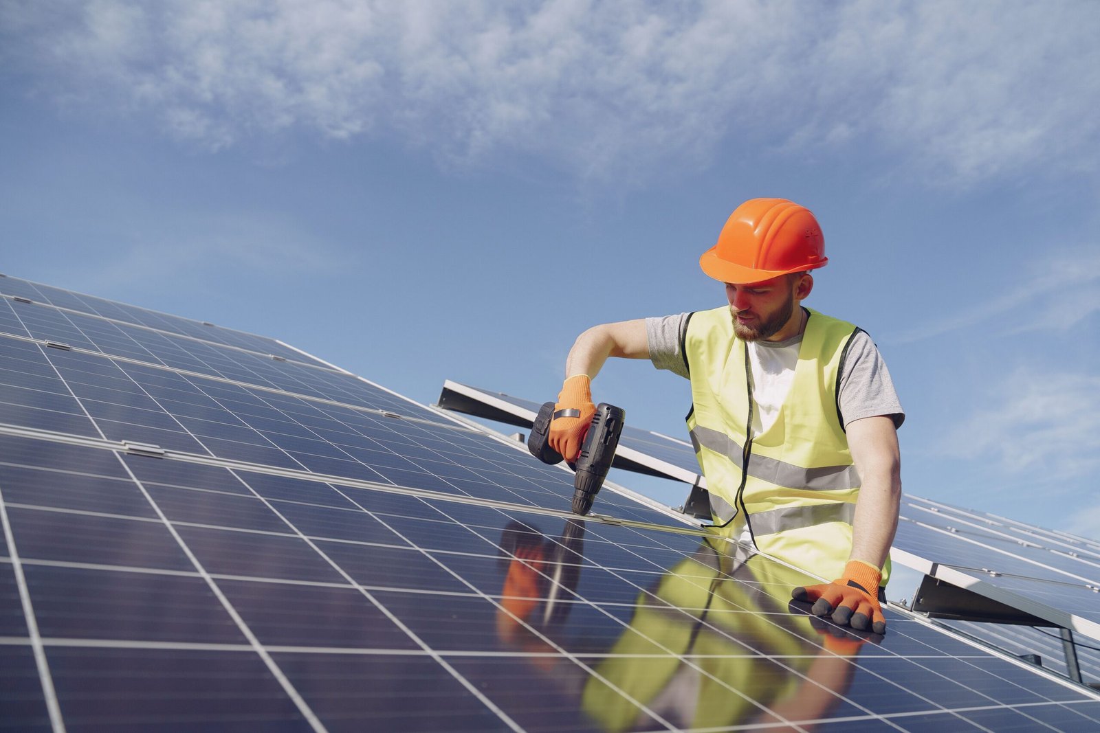 ¿Cuántos paneles solares necesita una casa?